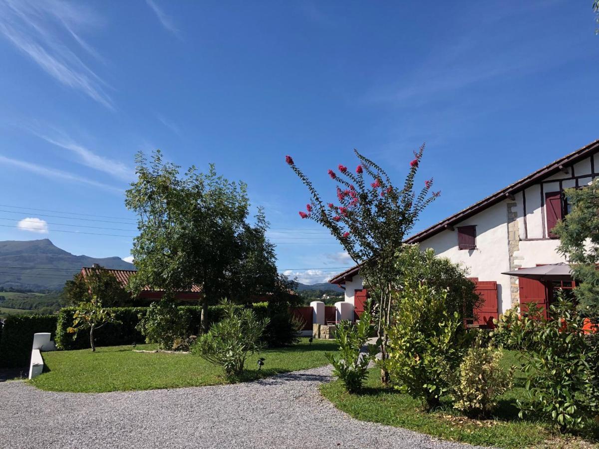 Bed and Breakfast La Ferme D'Ika San Juan de Luz Exterior foto